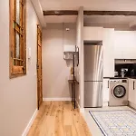 P3Mal1076- Beautiful 2Br Newly Refurbished
