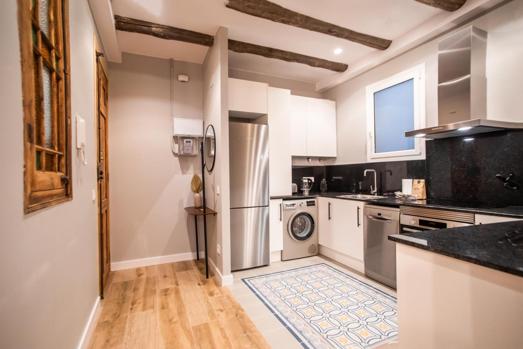 P3mal1076- Beautiful 2br Newly Refurbished